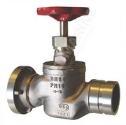 Landing valve with screwed bonnet PN16 straight-type DN 50 with handwheel cast iron, red varnished, inlet: drilling for clamp coupling Victaulic Groove Lock outlet: Storz C/K adaptor, material: gunmetal / SoMs 59 / gunmetal-coupling